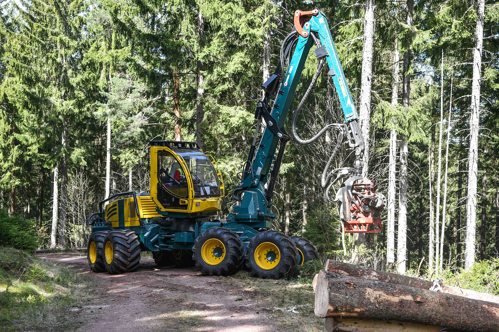 LAND U. FORSTTECHNISCHE MASCHINEN
